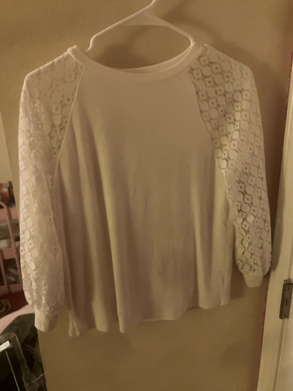 White Lace-Sleeve Women's Top - Elegant Casual